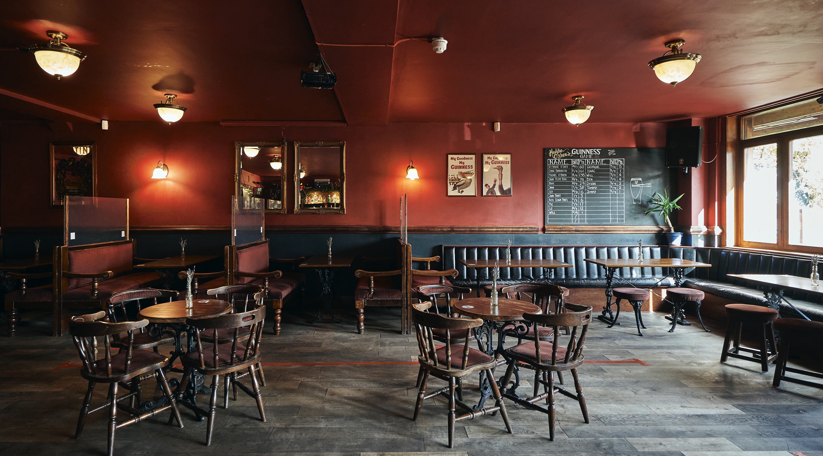 images/7-2025-11-12-11-07-04-1486-Three Compasses Dalston London Hackney Pub Photos 0.jpg