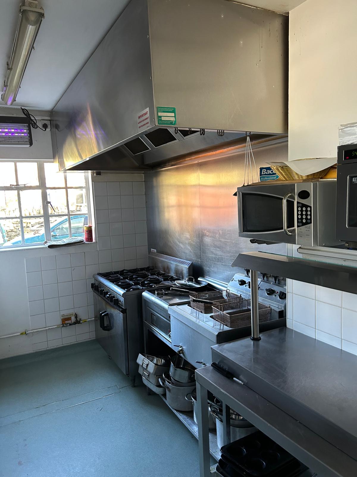 images/7-2025-12-04-11-04-15-2937-PHOTO-2025-12-03-11-58-58 2.jpg